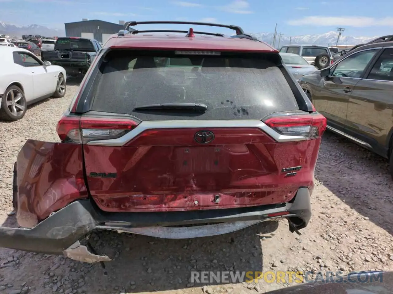 6 Photograph of a damaged car JTMN1RFV4MD072733 TOYOTA RAV4 2021