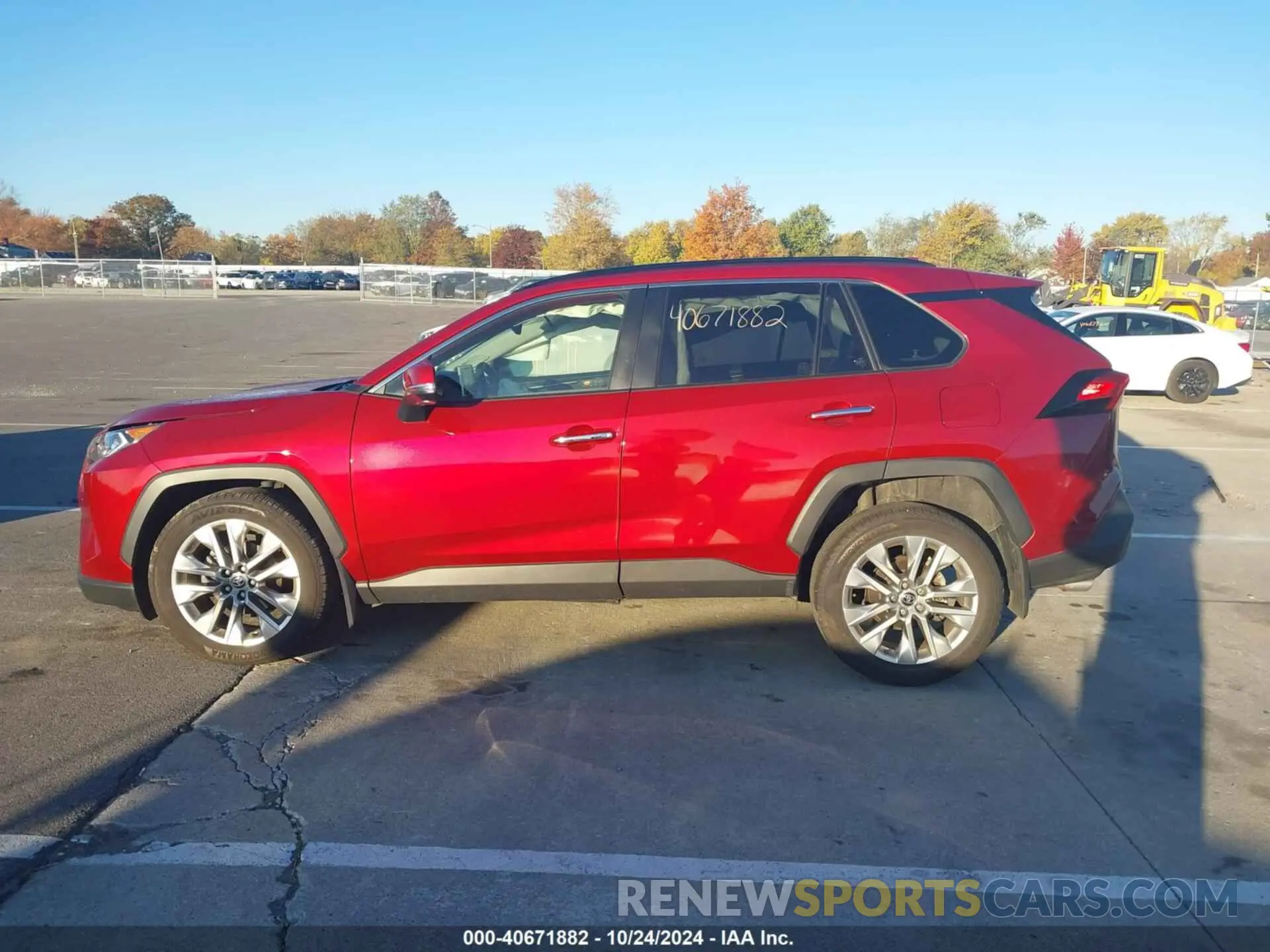 15 Photograph of a damaged car JTMN1RFV9MD069407 TOYOTA RAV4 2021