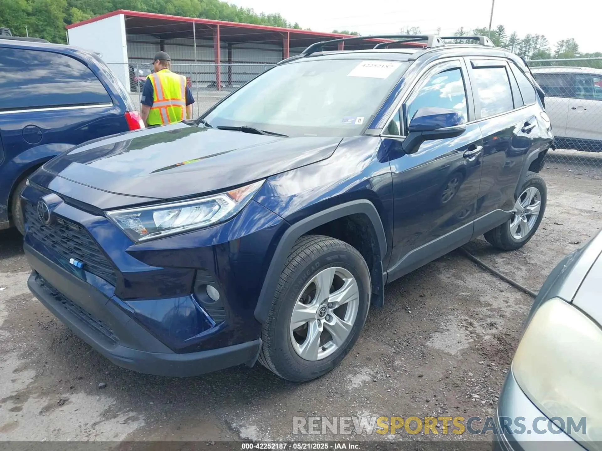 2 Photograph of a damaged car JTMP1RFV4MD071915 TOYOTA RAV4 2021
