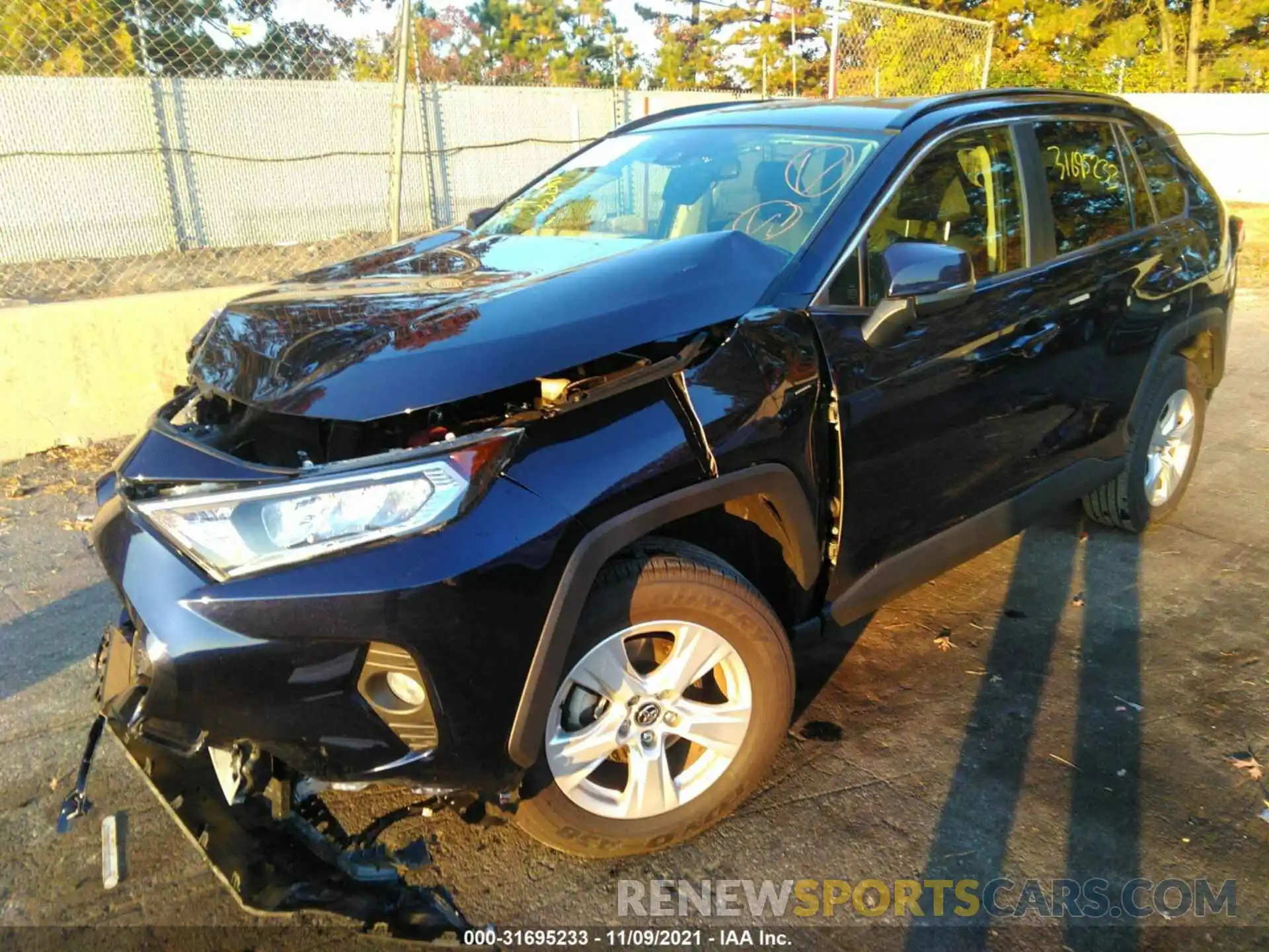 2 Photograph of a damaged car JTMP1RFV4MD076192 TOYOTA RAV4 2021