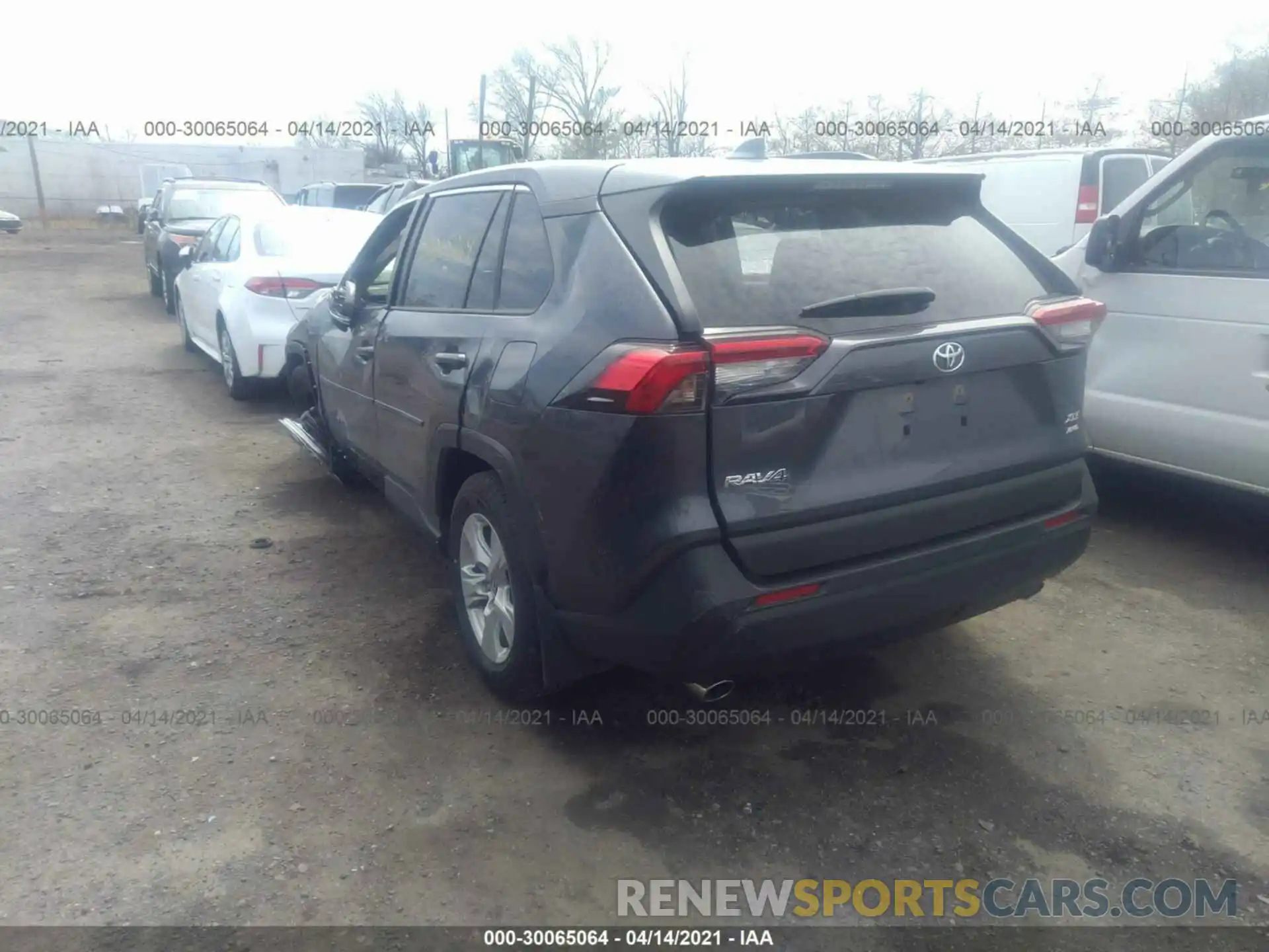 3 Photograph of a damaged car JTMP1RFV5MD077027 TOYOTA RAV4 2021