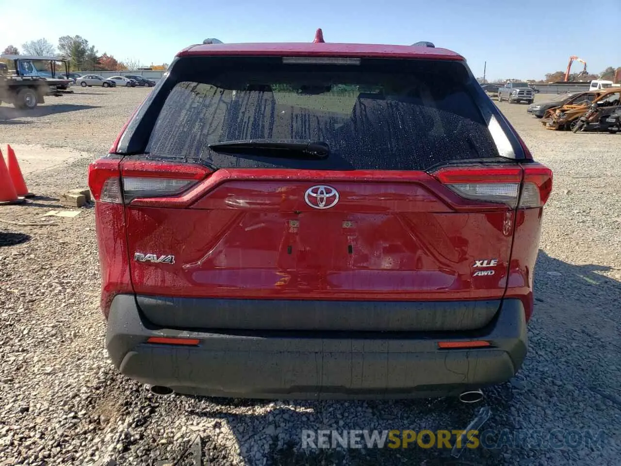 6 Photograph of a damaged car JTMP1RFV5MD077626 TOYOTA RAV4 2021