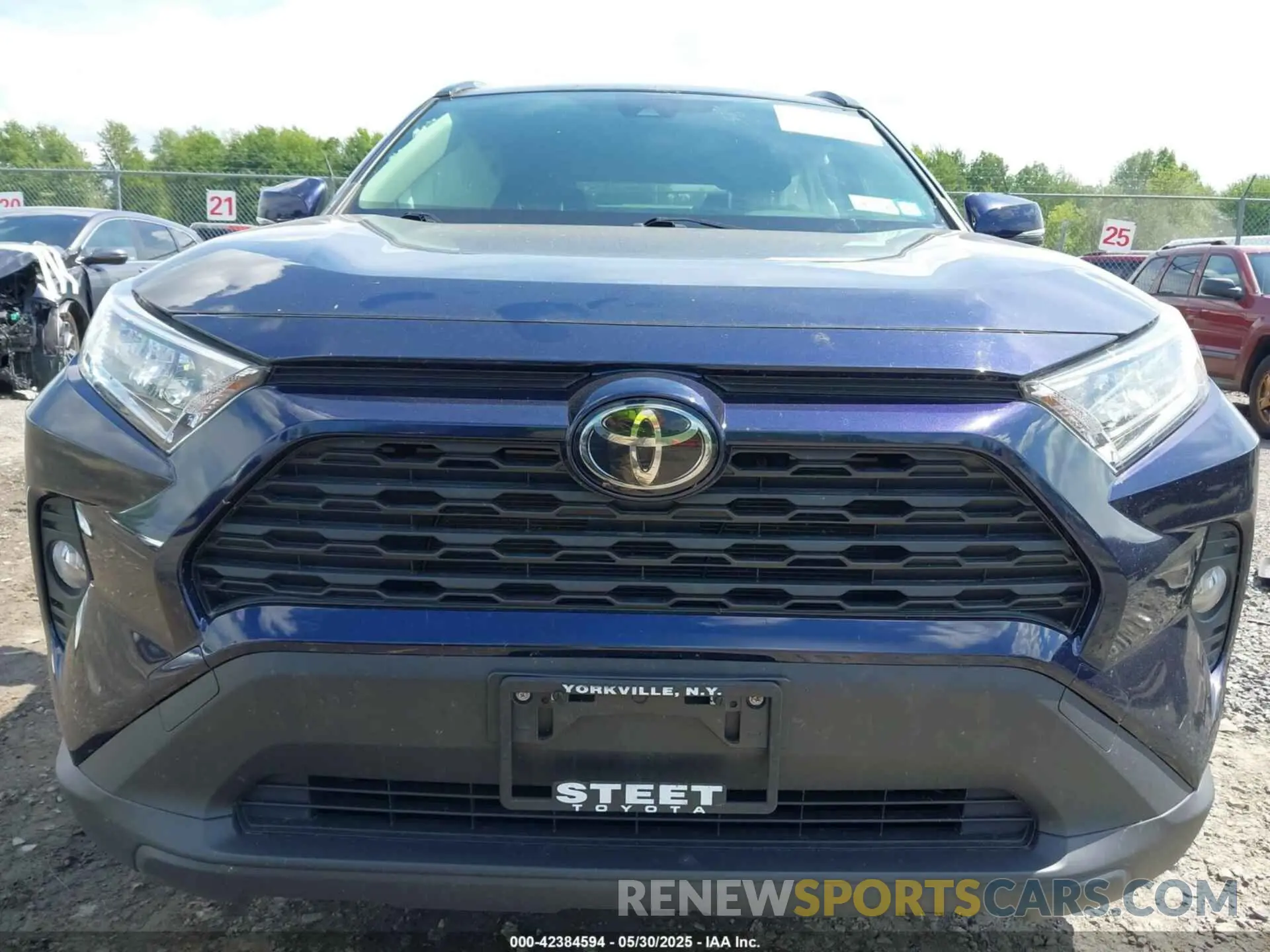 12 Photograph of a damaged car JTMP1RFV7MD069110 TOYOTA RAV4 2021