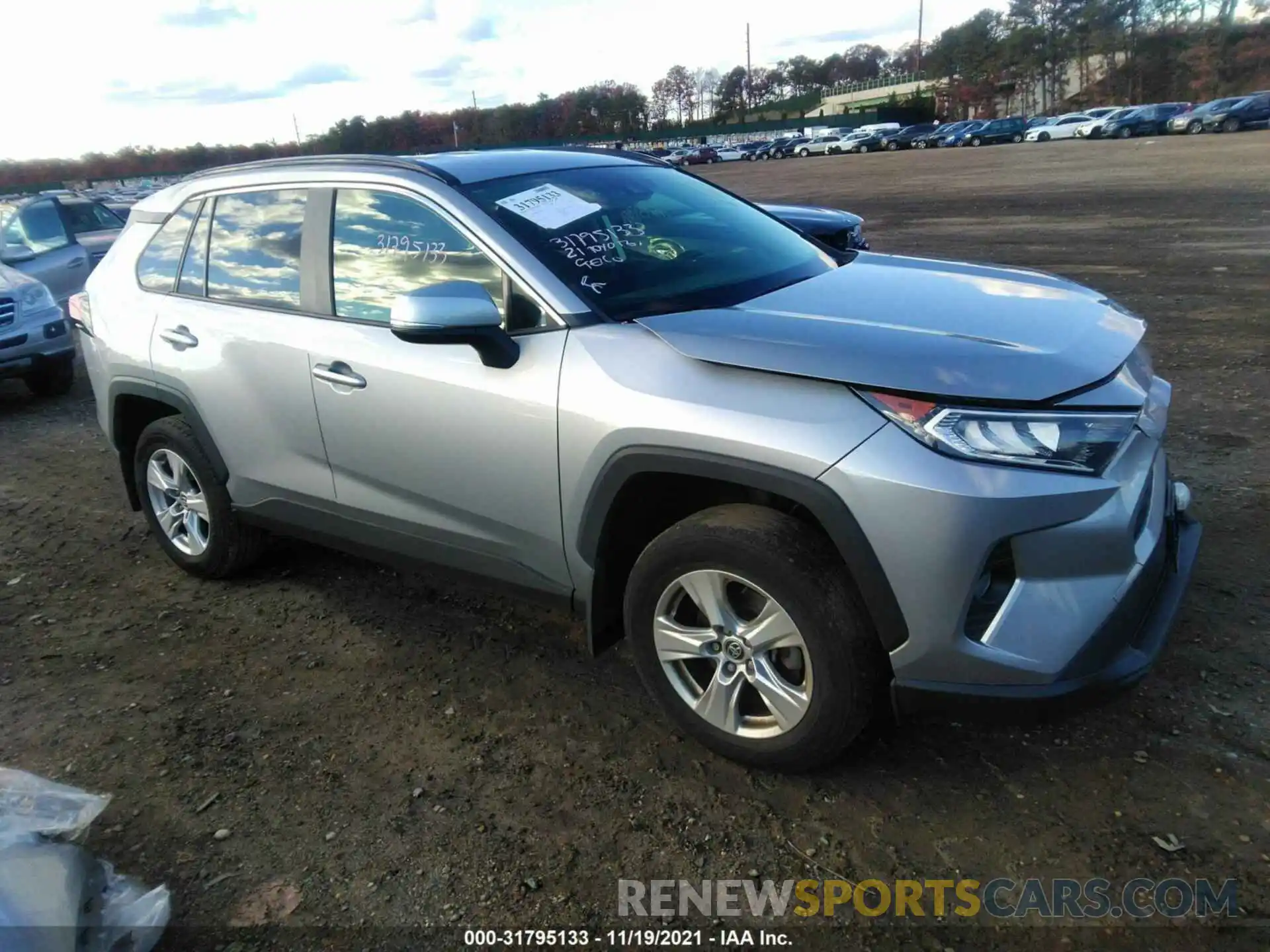 1 Photograph of a damaged car JTMP1RFV8MD071481 TOYOTA RAV4 2021