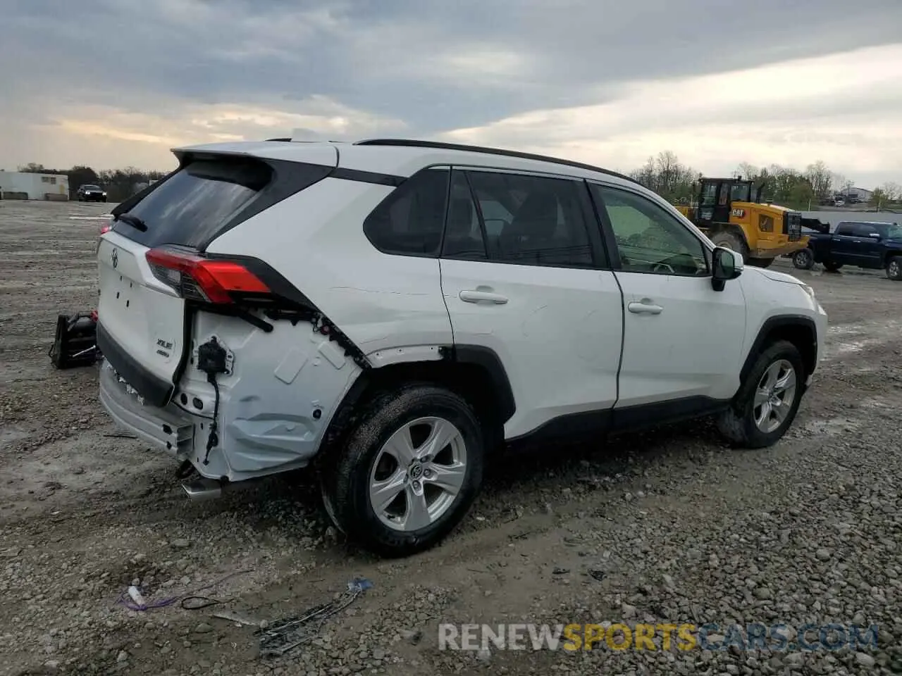 3 Photograph of a damaged car JTMP1RFVXMD075631 TOYOTA RAV4 2021