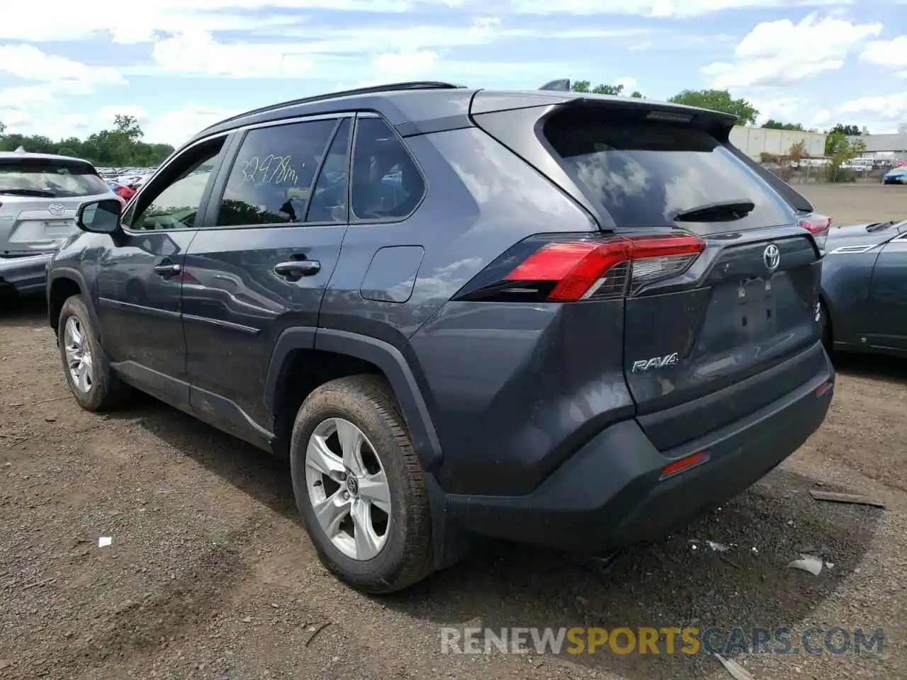 3 Photograph of a damaged car JTMP1RFVXMD531692 TOYOTA RAV4 2021