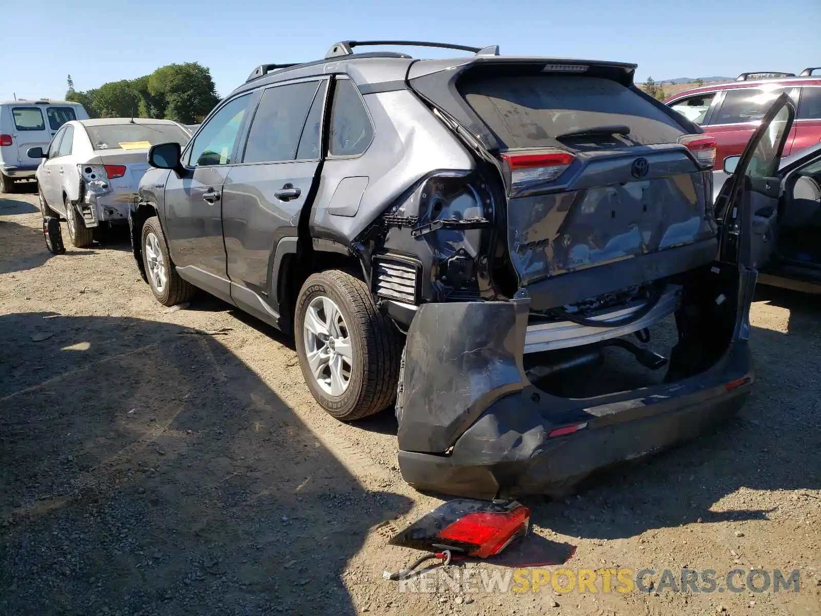 3 Photograph of a damaged car JTMR6RFV1MD015053 TOYOTA RAV4 2021