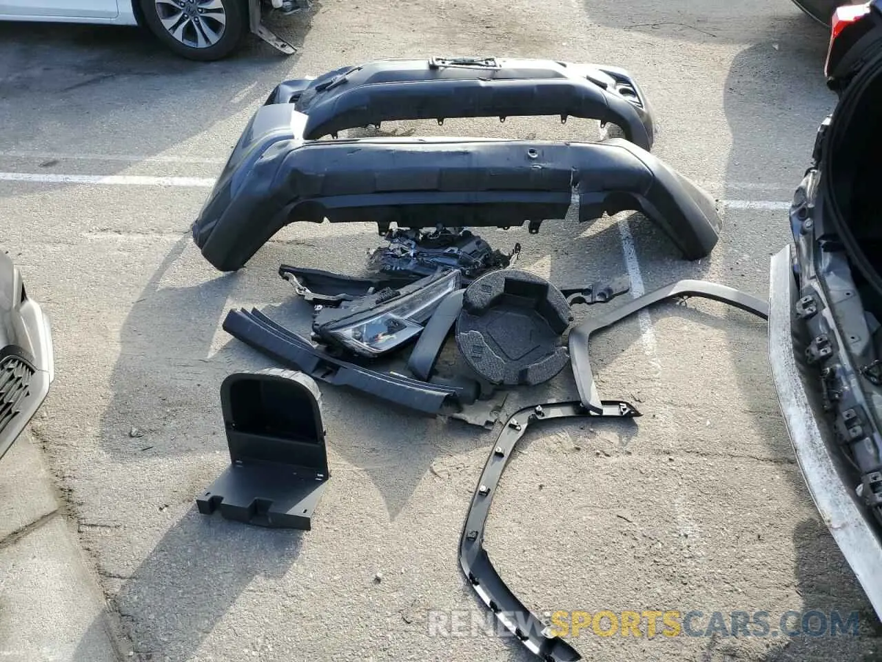 13 Photograph of a damaged car JTMR6RFV2MD017362 TOYOTA RAV4 2021