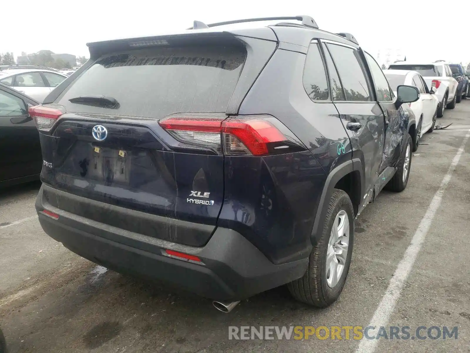 4 Photograph of a damaged car JTMR6RFV4MD008095 TOYOTA RAV4 2021