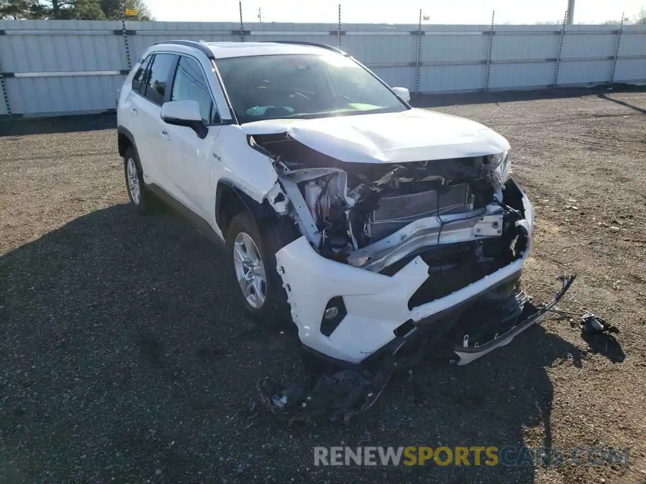 1 Photograph of a damaged car JTMR6RFV4MD014981 TOYOTA RAV4 2021