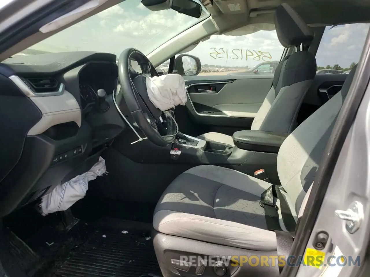 7 Photograph of a damaged car JTMRWRFV0MD120036 TOYOTA RAV4 2021