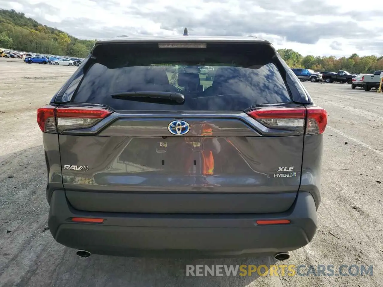 6 Photograph of a damaged car JTMRWRFV0MD125107 TOYOTA RAV4 2021