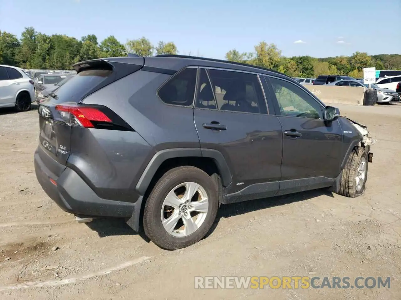 3 Photograph of a damaged car JTMRWRFV1MD128274 TOYOTA RAV4 2021