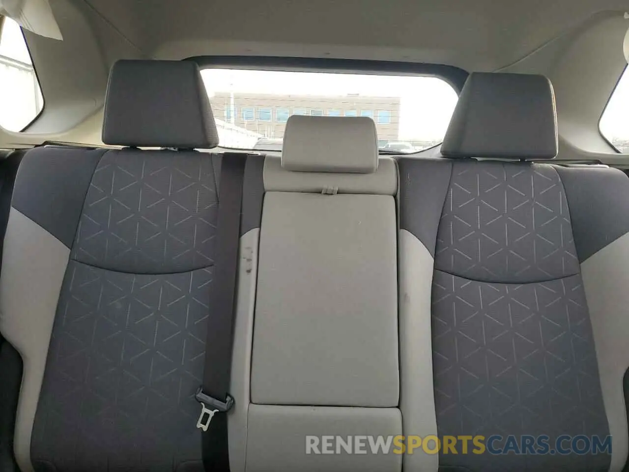 10 Photograph of a damaged car JTMRWRFV2MD125397 TOYOTA RAV4 2021