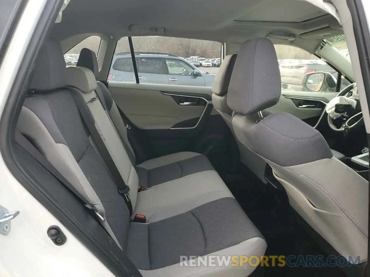 11 Photograph of a damaged car JTMRWRFV2MD125397 TOYOTA RAV4 2021