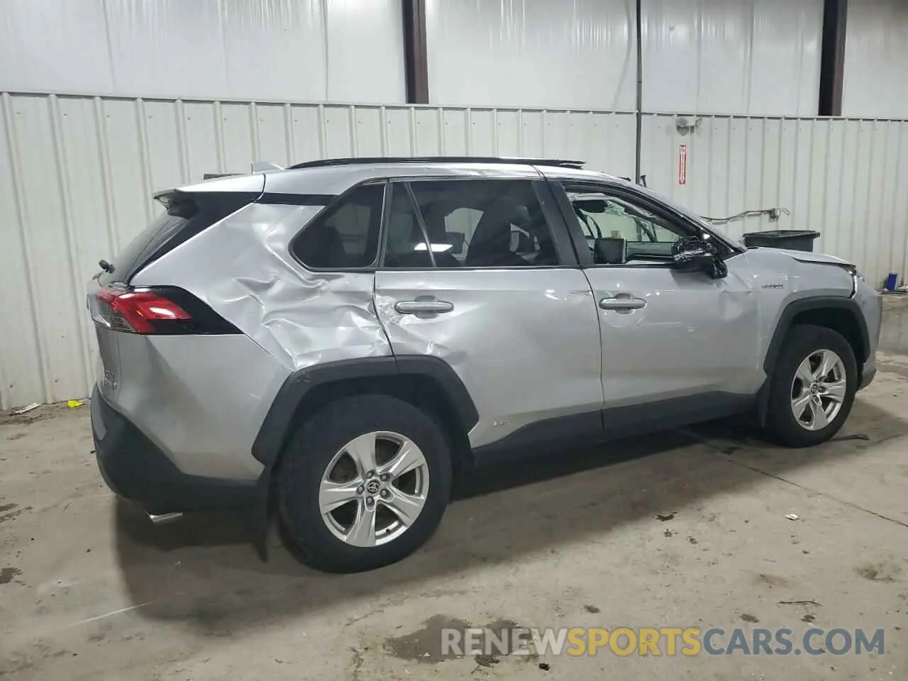 3 Photograph of a damaged car JTMRWRFV2MJ053392 TOYOTA RAV4 2021