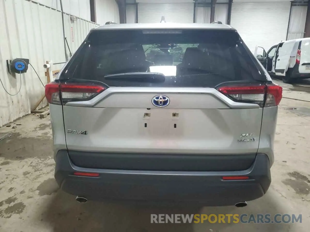 6 Photograph of a damaged car JTMRWRFV2MJ053392 TOYOTA RAV4 2021