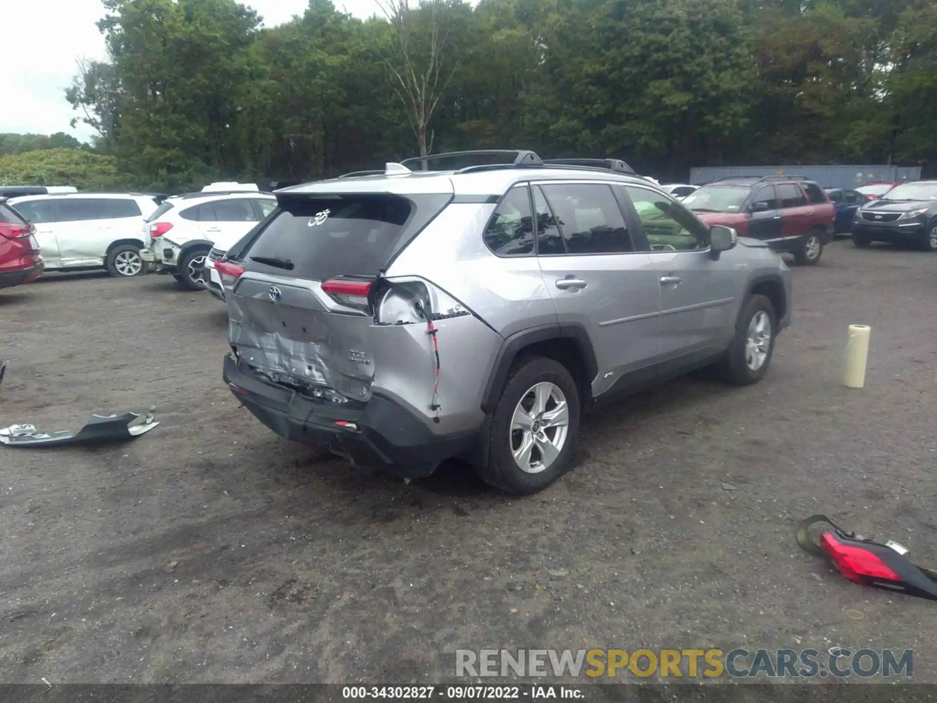 4 Photograph of a damaged car JTMRWRFVXMD133859 TOYOTA RAV4 2021