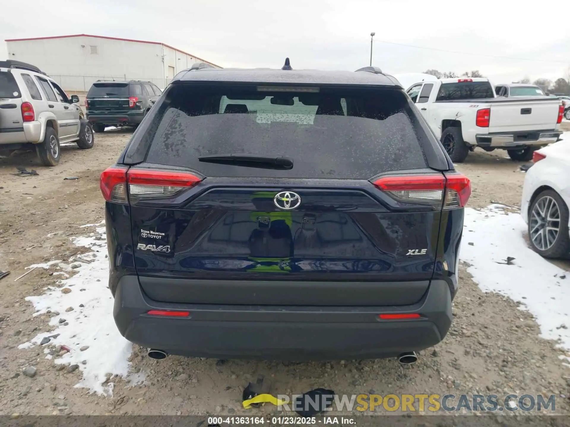 17 Photograph of a damaged car JTMW1RFV5MD074351 TOYOTA RAV4 2021