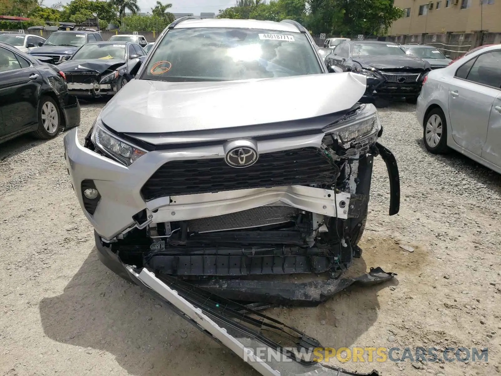 9 Photograph of a damaged car JTMW1RFV6MD068865 TOYOTA RAV4 2021