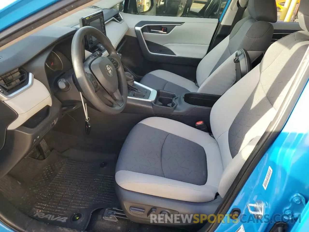 7 Photograph of a damaged car JTMW1RFV8MD063134 TOYOTA RAV4 2021