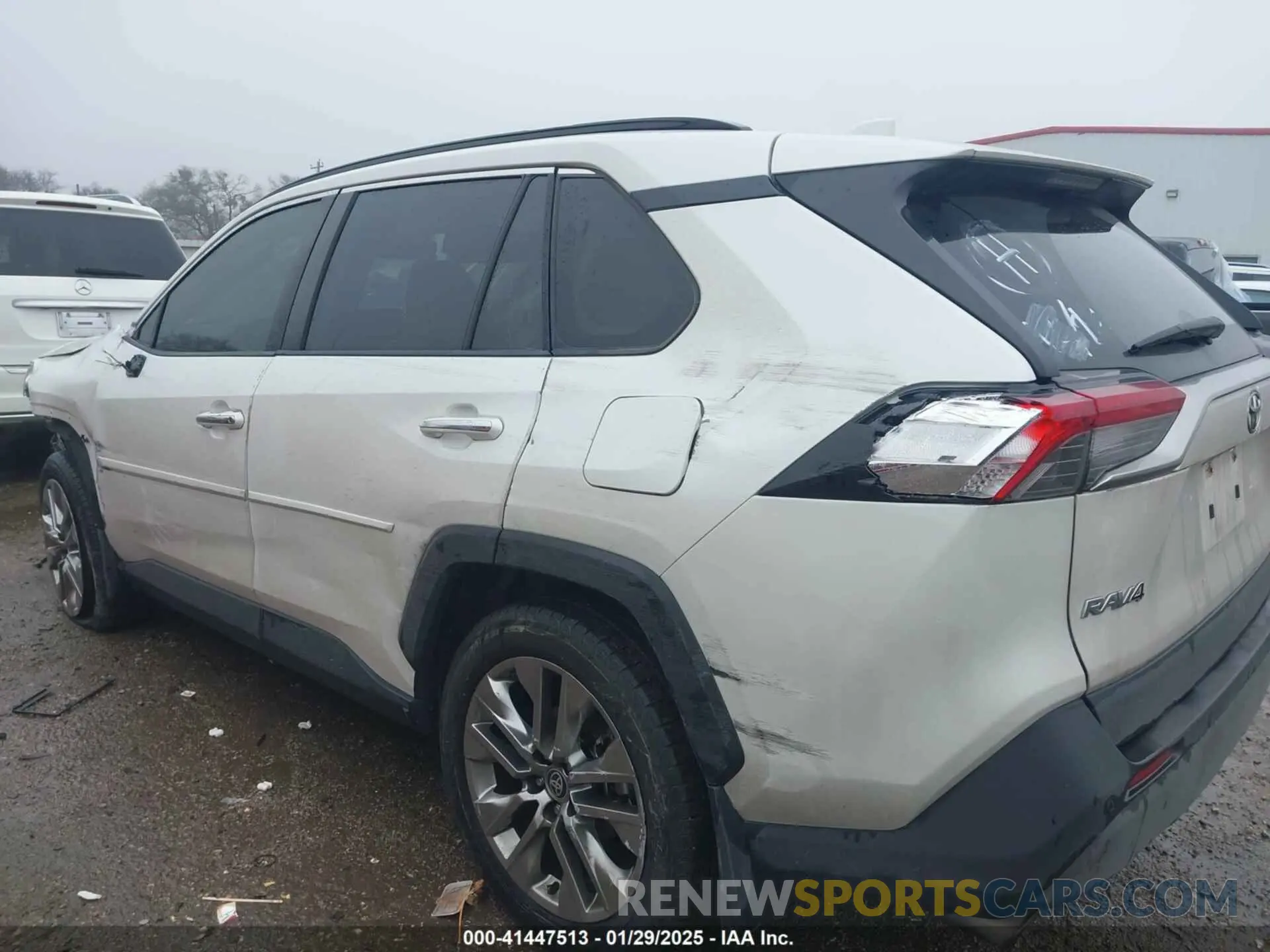 6 Photograph of a damaged car JTMY1RFV0MJ023477 TOYOTA RAV4 2021