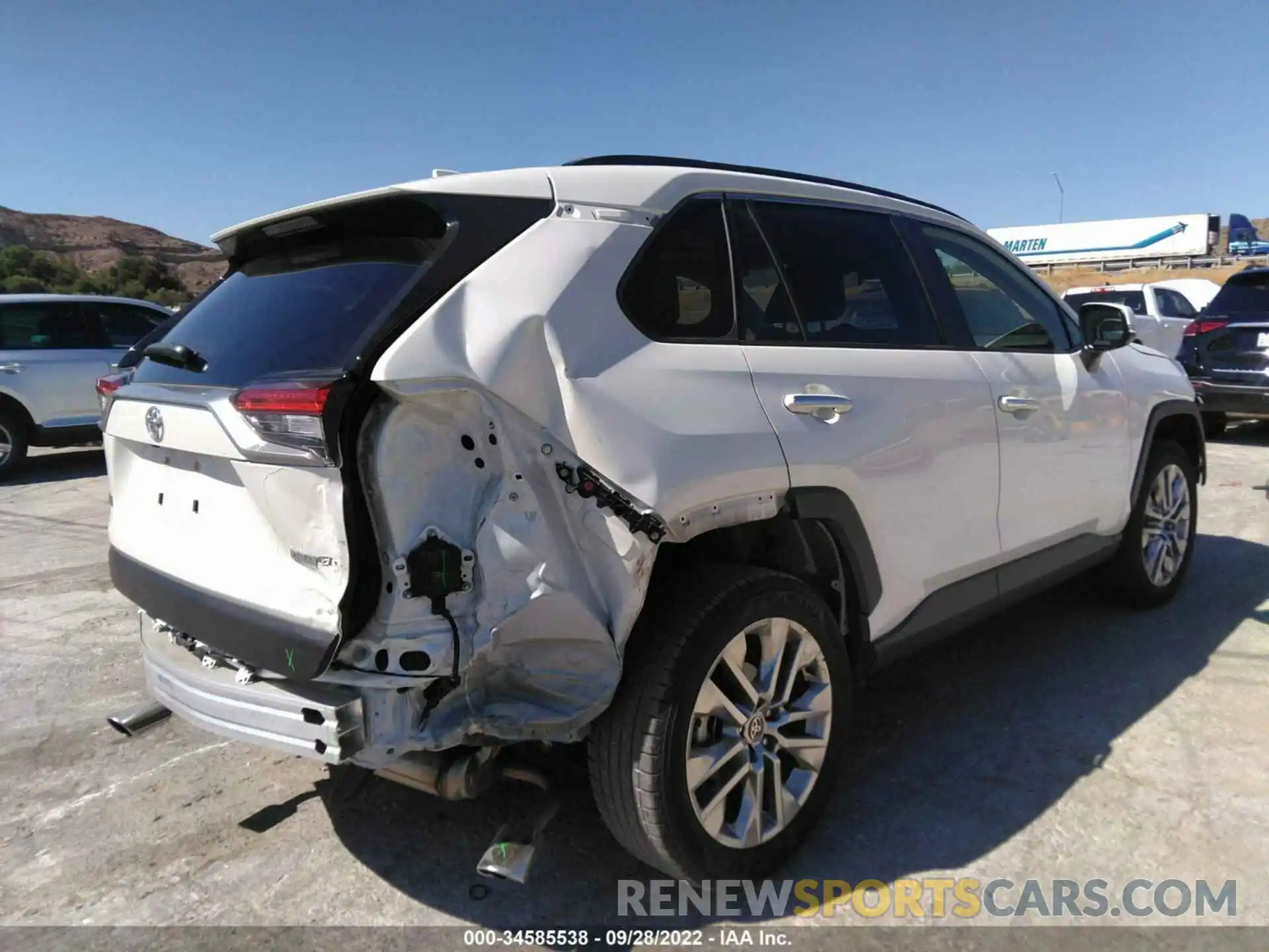 4 Photograph of a damaged car JTMY1RFV2MD073120 TOYOTA RAV4 2021