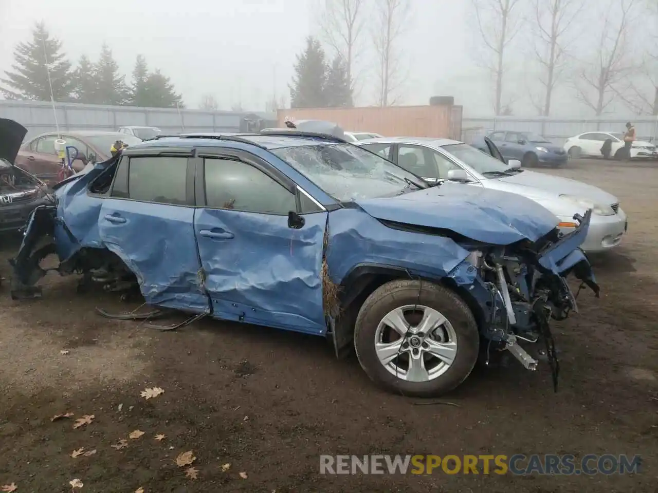 4 Photograph of a damaged car 2T34WRFV2NW138634 TOYOTA RAV4 2022