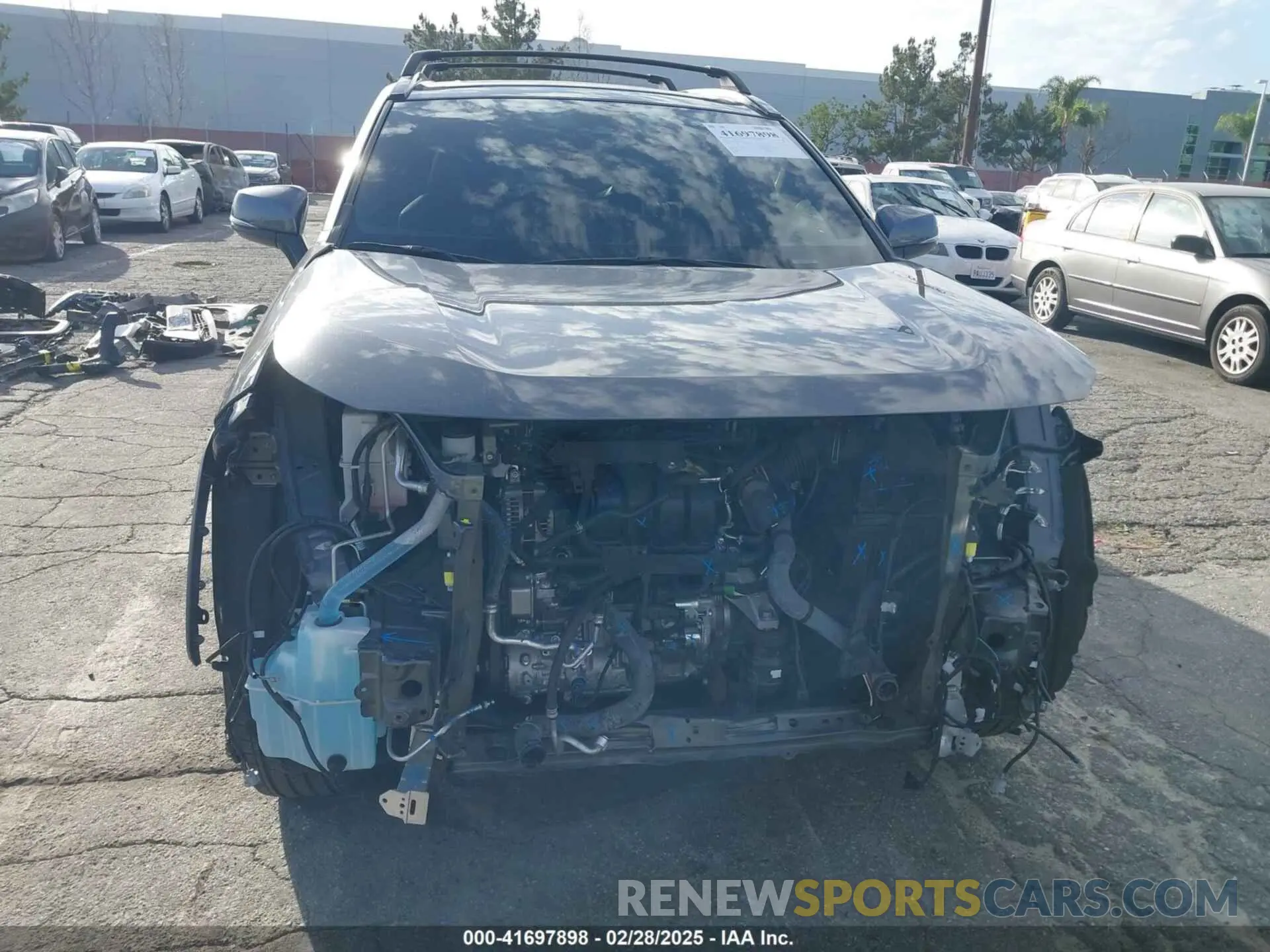 13 Photograph of a damaged car 2T3A1RFV0NW321158 TOYOTA RAV4 2022