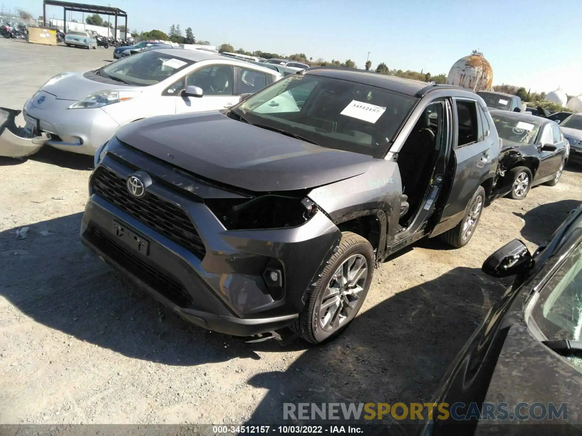 2 Photograph of a damaged car 2T3A1RFV1NC292741 TOYOTA RAV4 2022