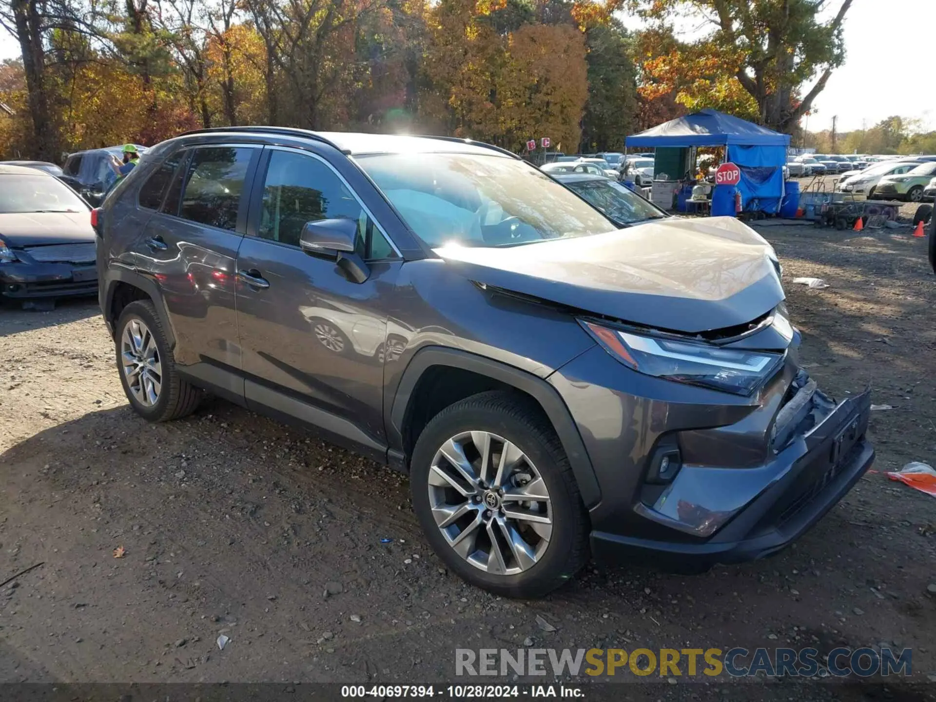 1 Photograph of a damaged car 2T3A1RFV1NW253212 TOYOTA RAV4 2022