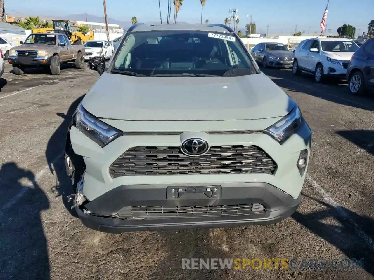 5 Photograph of a damaged car 2T3A1RFV1NW305339 TOYOTA RAV4 2022