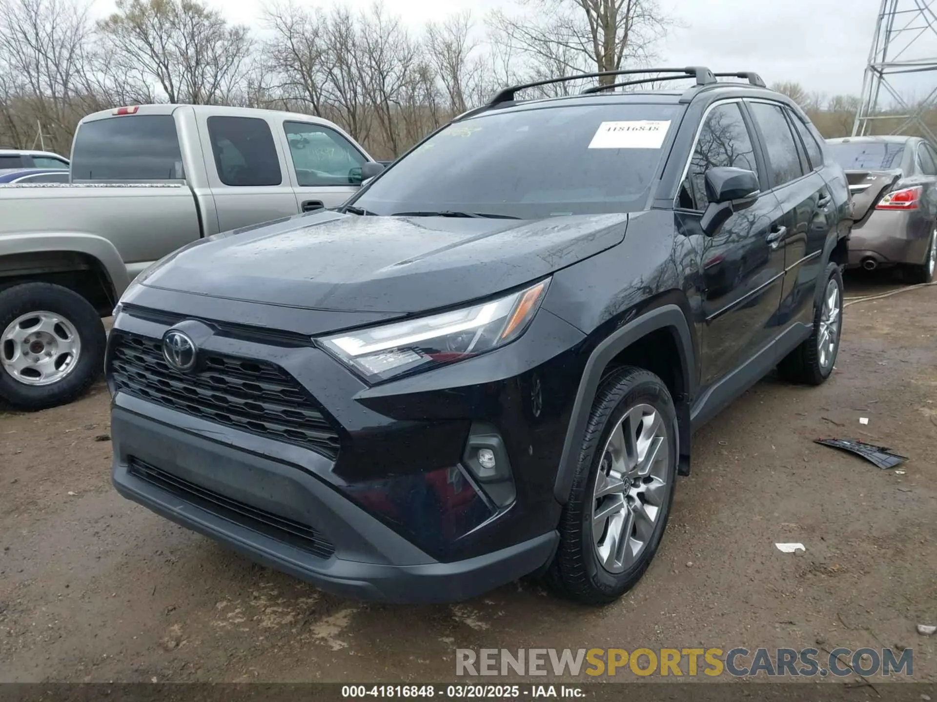 2 Photograph of a damaged car 2T3A1RFV2NC320305 TOYOTA RAV4 2022