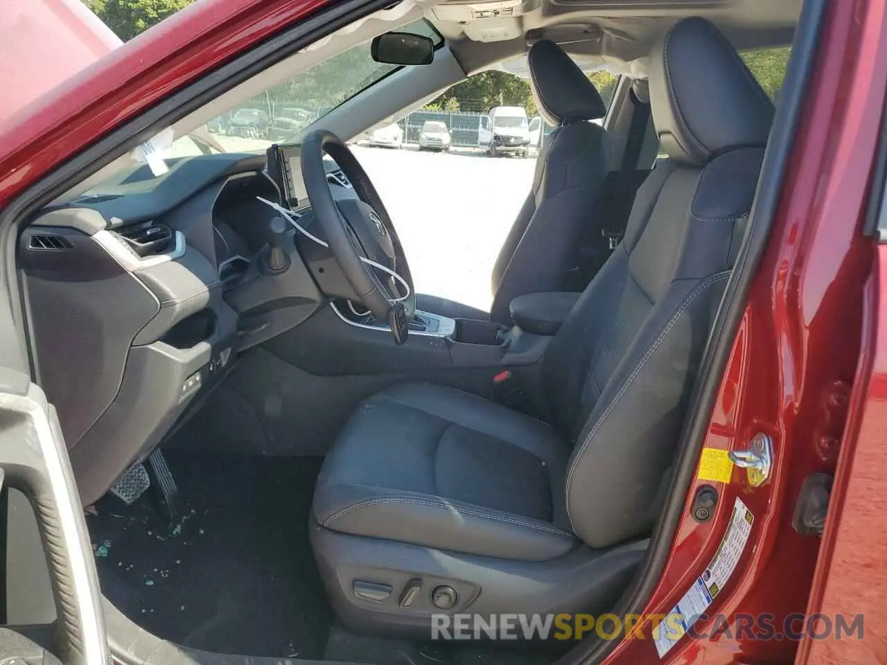 7 Photograph of a damaged car 2T3A1RFV3NW321610 TOYOTA RAV4 2022