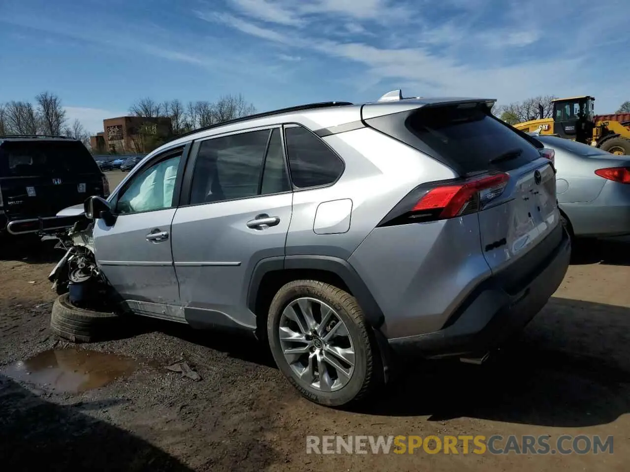 2 Photograph of a damaged car 2T3A1RFV5NC317527 TOYOTA RAV4 2022
