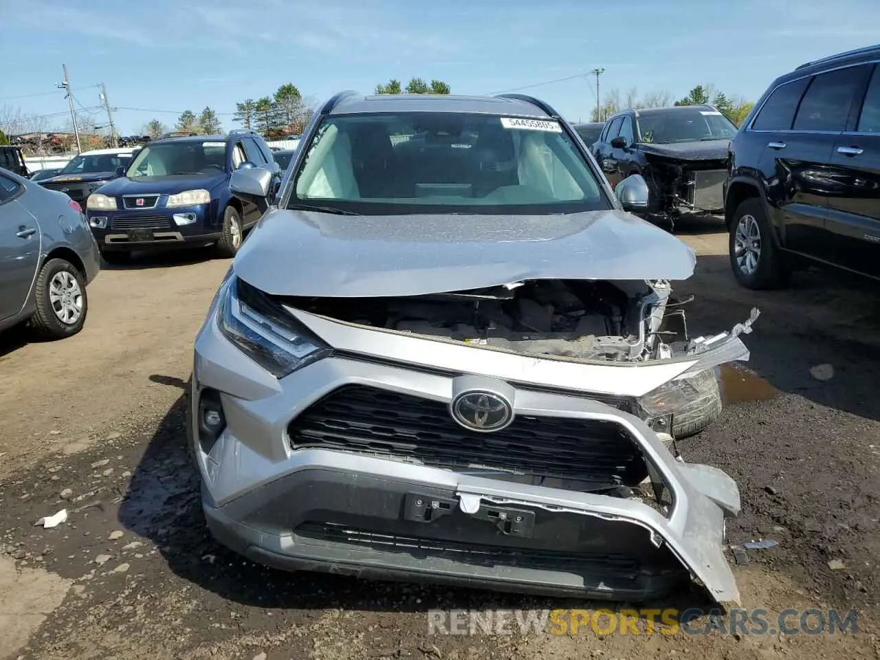 5 Photograph of a damaged car 2T3A1RFV5NC317527 TOYOTA RAV4 2022