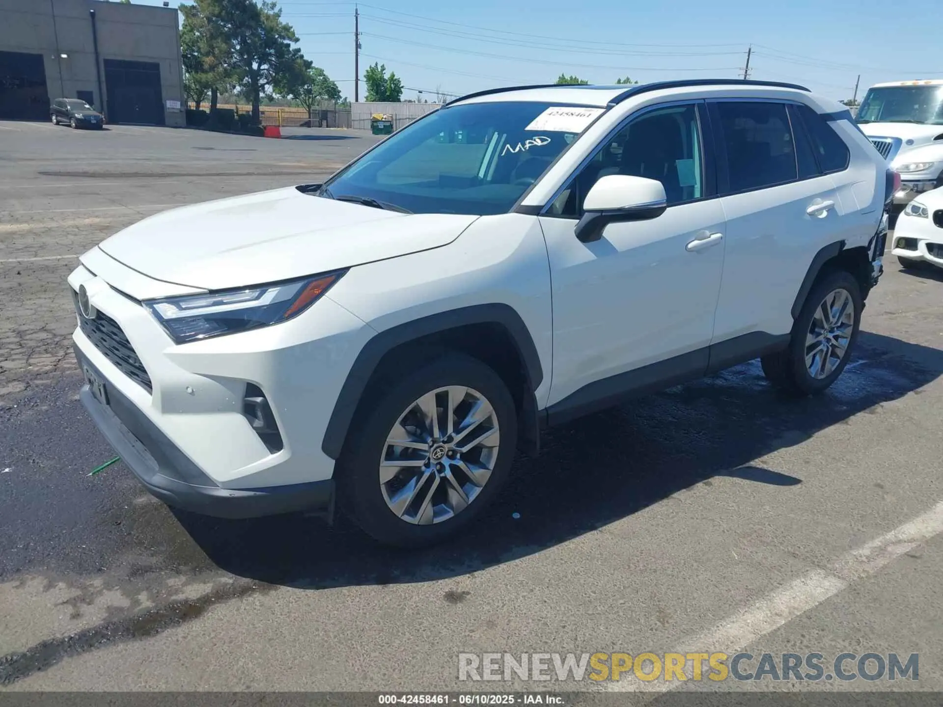 2 Photograph of a damaged car 2T3A1RFV5NW254749 TOYOTA RAV4 2022