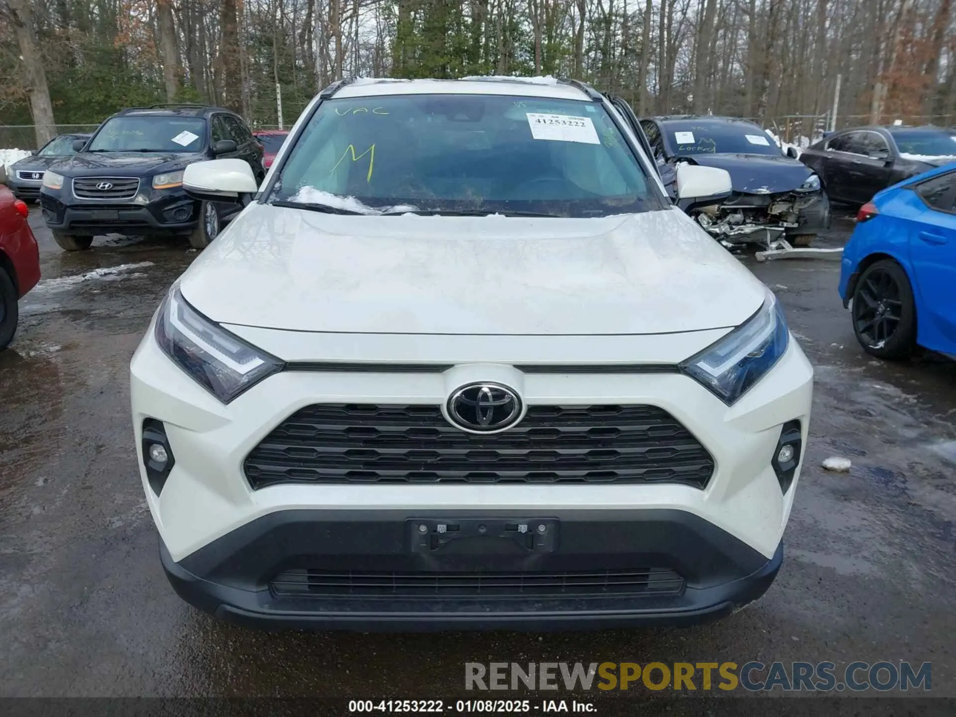 12 Photograph of a damaged car 2T3A1RFV5NW295818 TOYOTA RAV4 2022