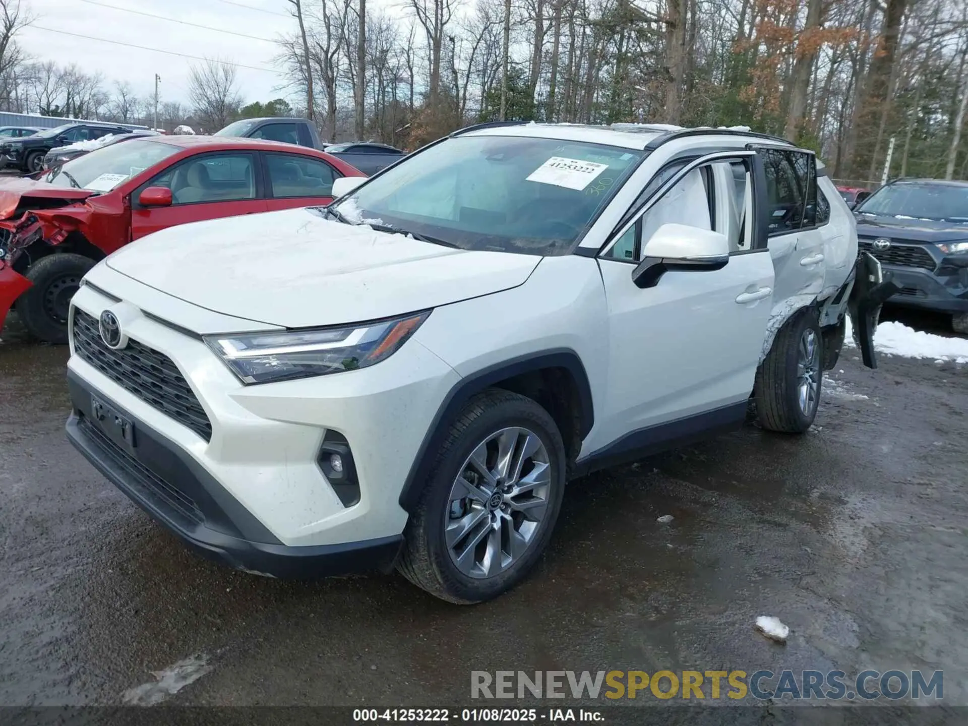 2 Photograph of a damaged car 2T3A1RFV5NW295818 TOYOTA RAV4 2022