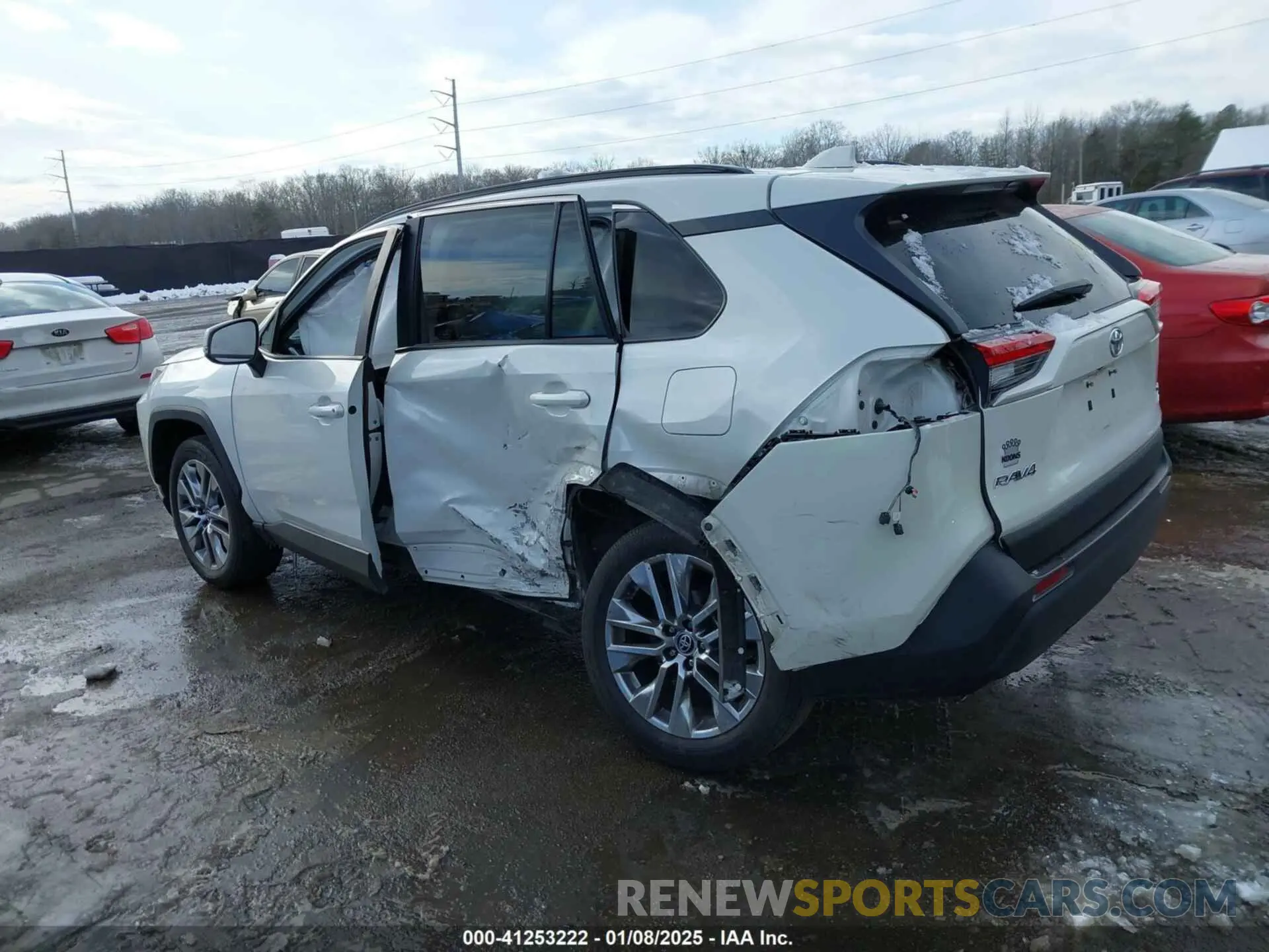 3 Photograph of a damaged car 2T3A1RFV5NW295818 TOYOTA RAV4 2022