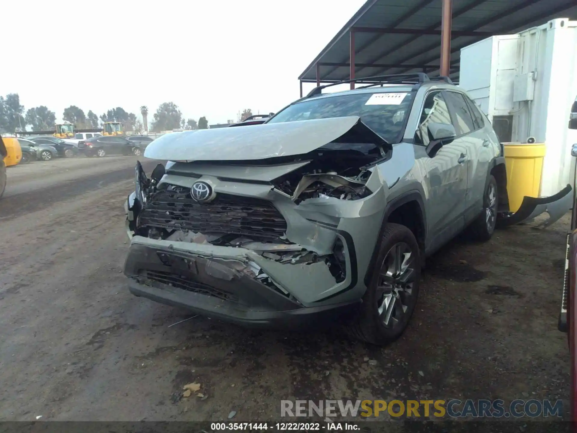 2 Photograph of a damaged car 2T3A1RFV5NW298427 TOYOTA RAV4 2022