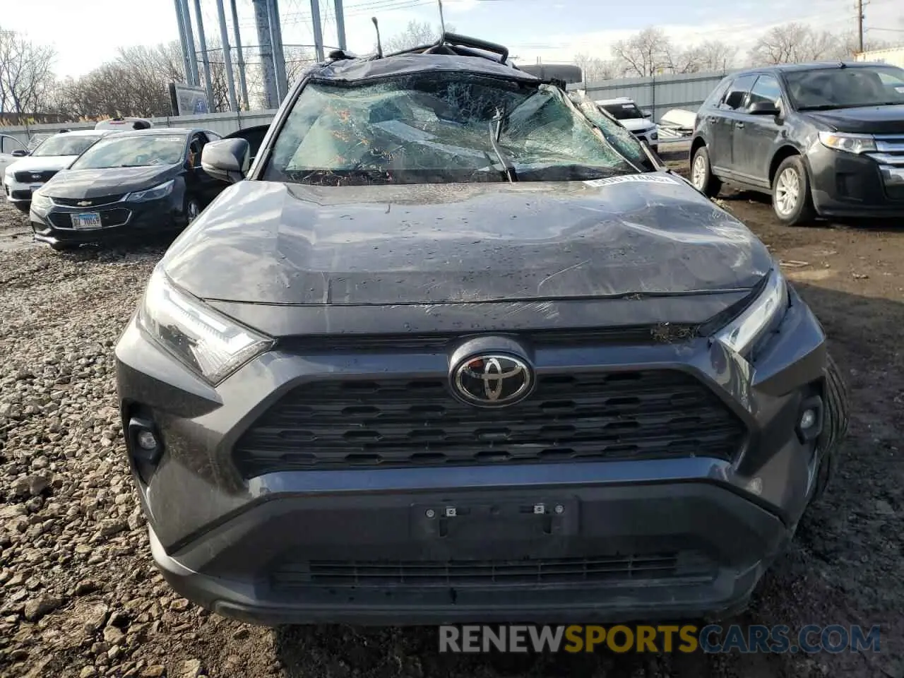 5 Photograph of a damaged car 2T3A1RFV6NW265422 TOYOTA RAV4 2022