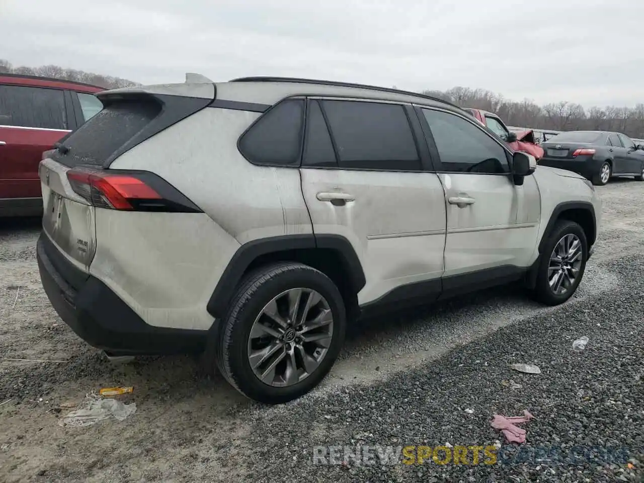 3 Photograph of a damaged car 2T3A1RFV6NW266702 TOYOTA RAV4 2022