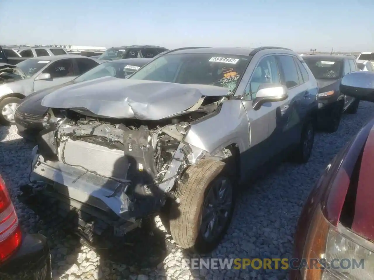 2 Photograph of a damaged car 2T3A1RFV9NC302285 TOYOTA RAV4 2022