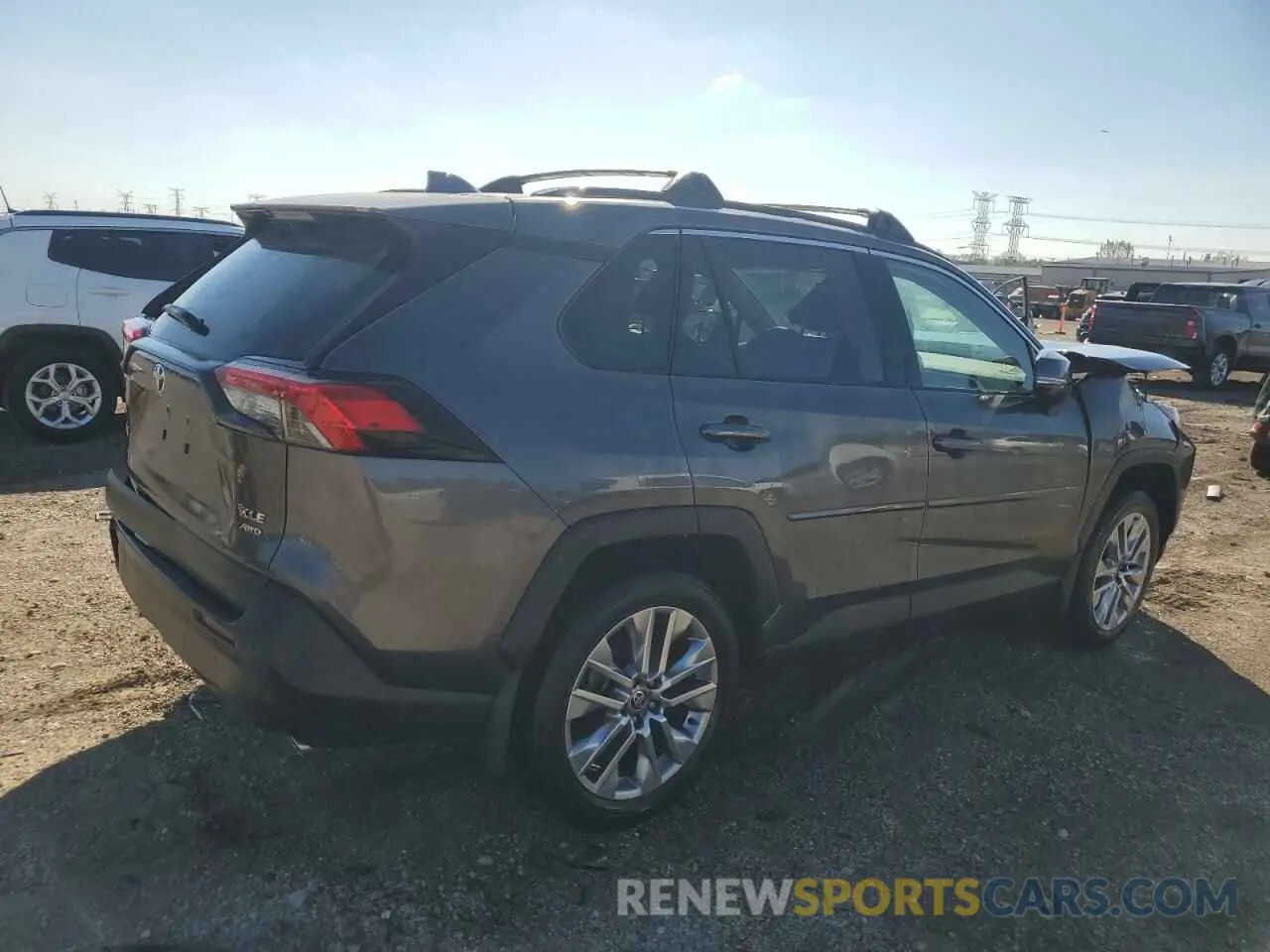 3 Photograph of a damaged car 2T3A1RFVXNC274027 TOYOTA RAV4 2022