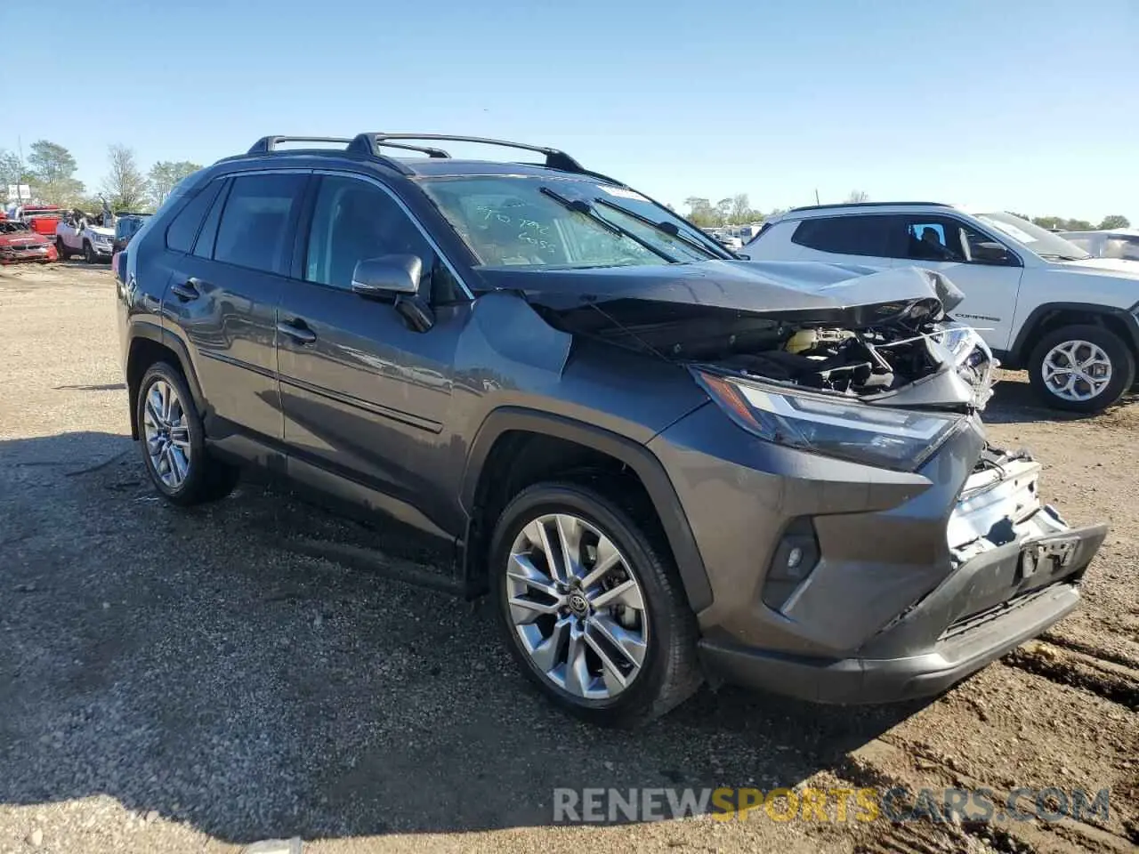 4 Photograph of a damaged car 2T3A1RFVXNC274027 TOYOTA RAV4 2022