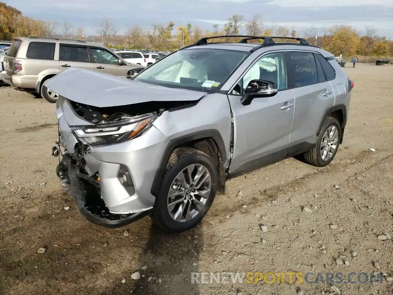 2 Photograph of a damaged car 2T3A1RFVXNC312632 TOYOTA RAV4 2022