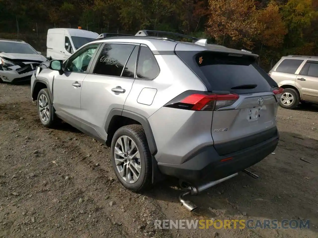 3 Photograph of a damaged car 2T3A1RFVXNC312632 TOYOTA RAV4 2022