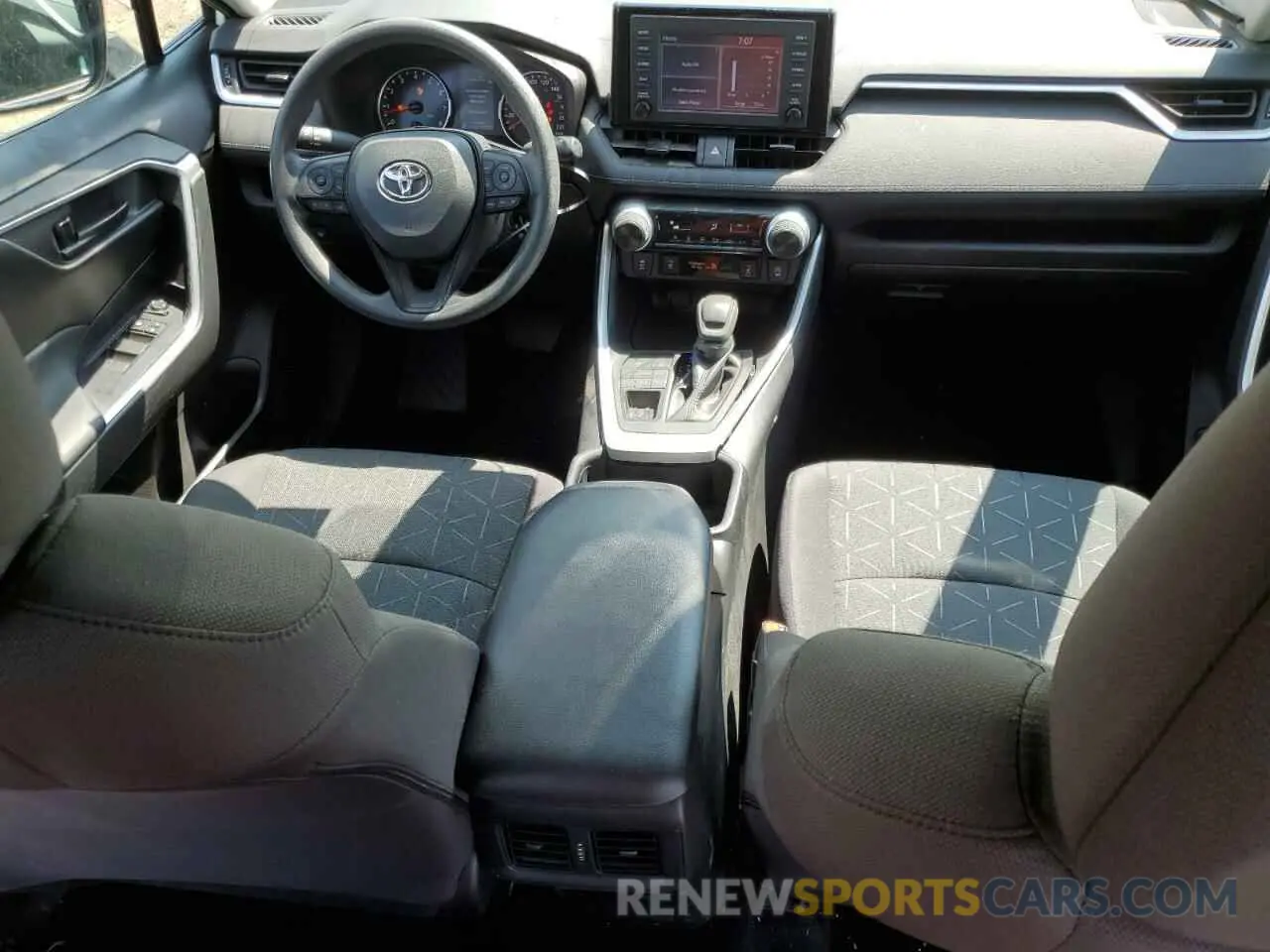 8 Photograph of a damaged car 2T3B1RFV2NC322804 TOYOTA RAV4 2022