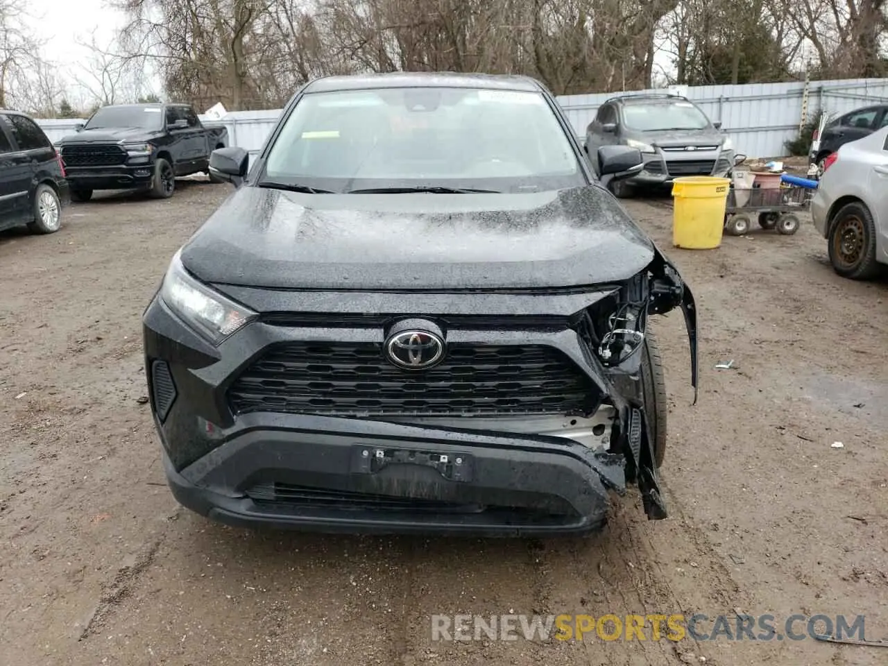 5 Photograph of a damaged car 2T3B1RFV4NC307236 TOYOTA RAV4 2022